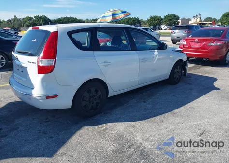 2012 Hyundai Elantra Touring Gls z USA, uszkodzony, nr VIN KMHDB8AE5CU129803